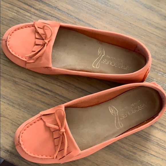 Loafer - Picture 2 of 4